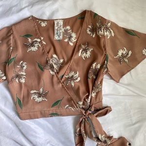 cropped tie-up blouse